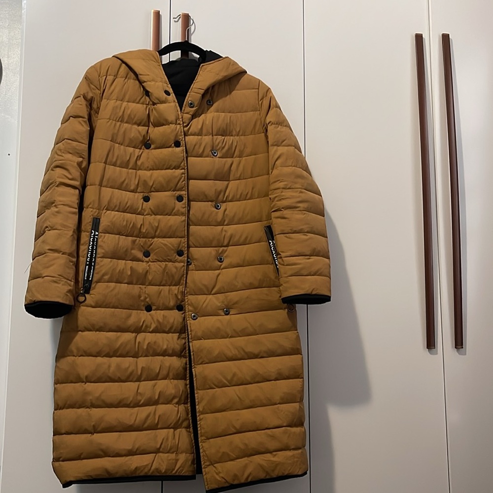 Coat & Jacket - Picture 5 of 6